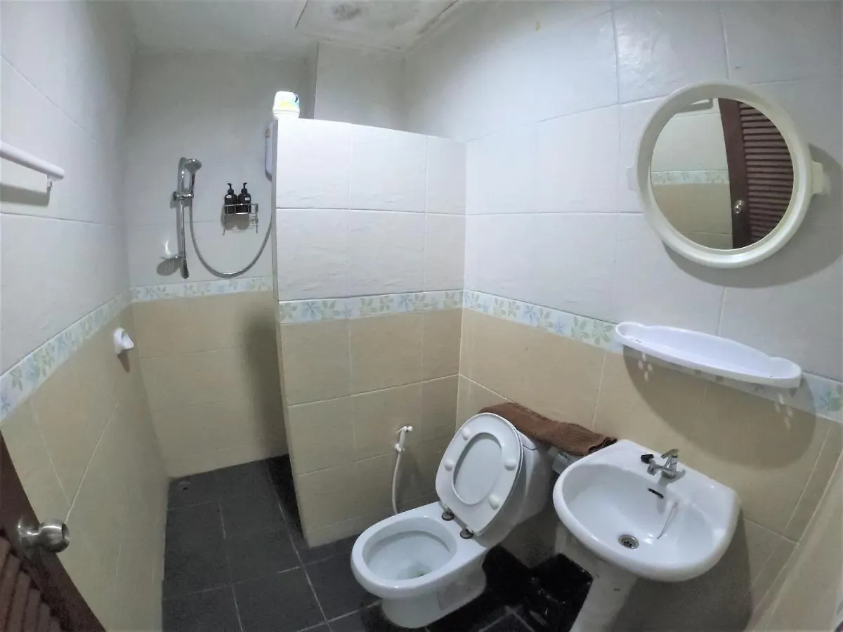 Hotel Lanta Friendly House Ko Lanta 2*,